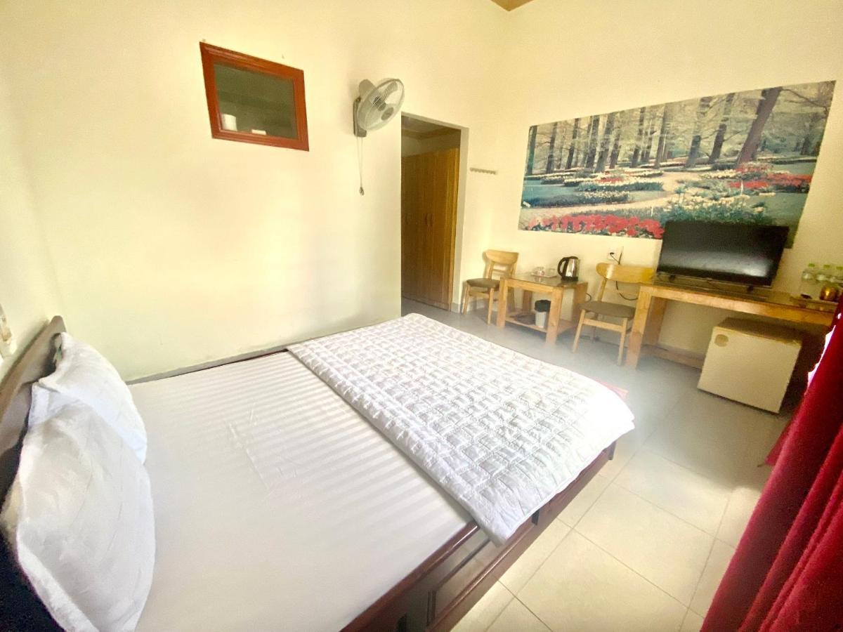 Khach San Ban Me Xanh Hotel Buon Ma Thuot Buitenkant foto