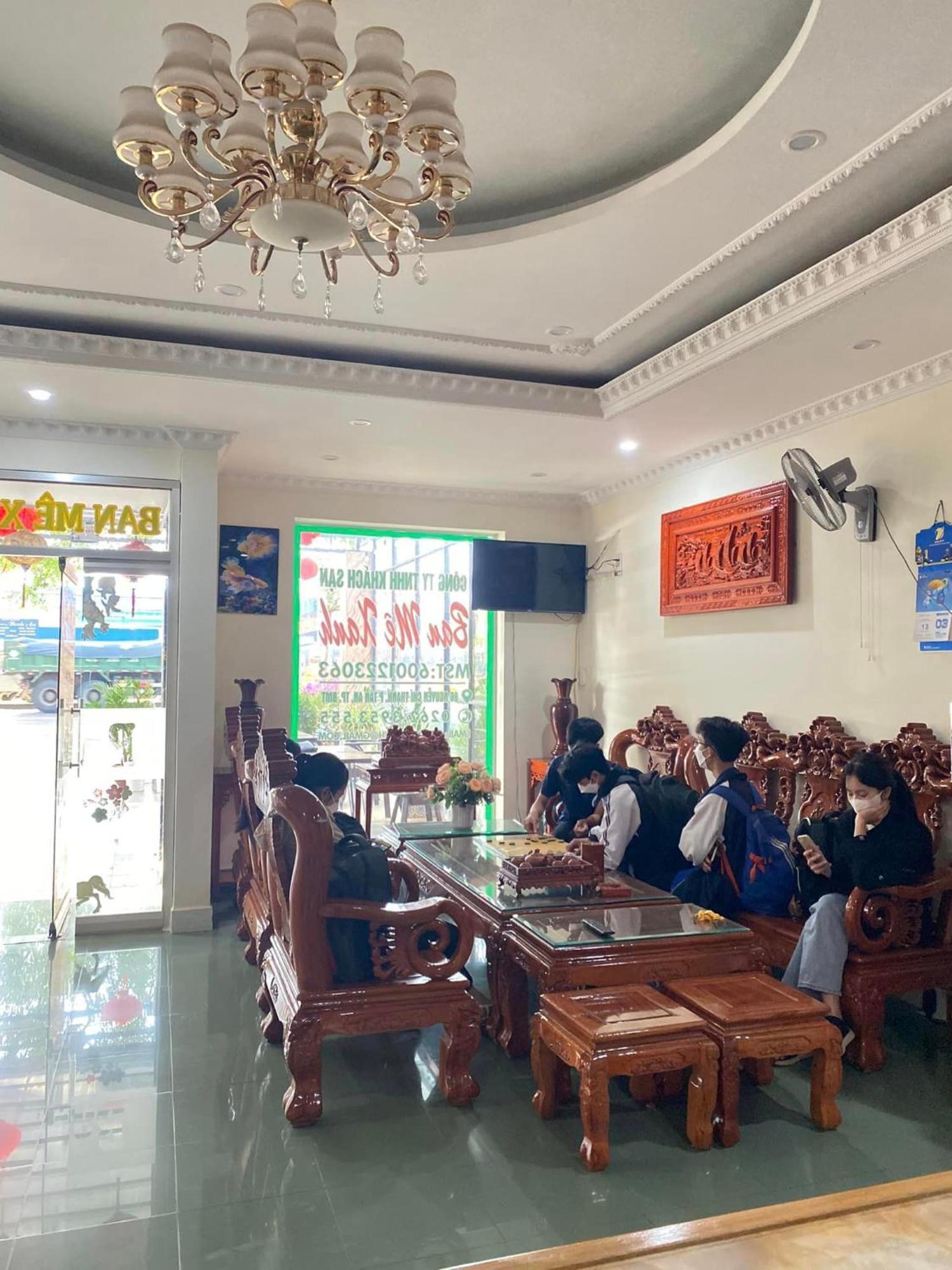 Khach San Ban Me Xanh Hotel Buon Ma Thuot Buitenkant foto