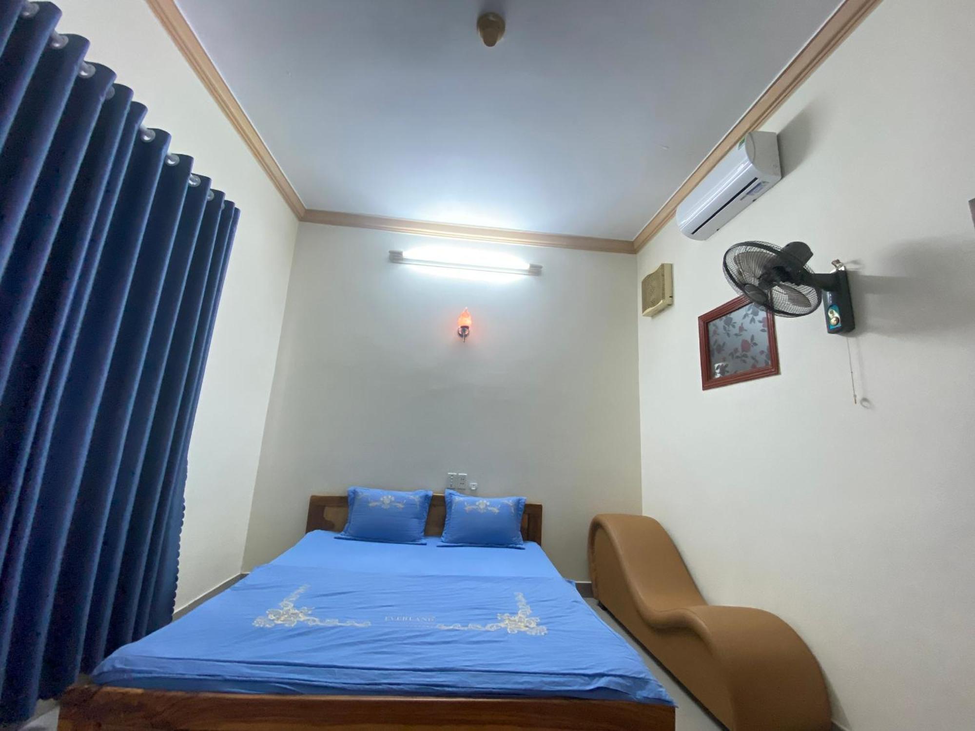Khach San Ban Me Xanh Hotel Buon Ma Thuot Buitenkant foto
