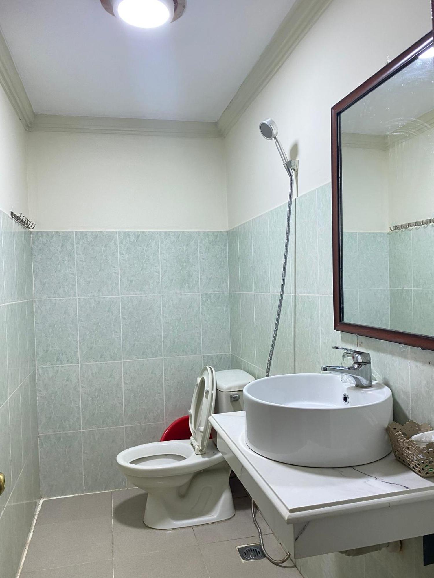 Khach San Ban Me Xanh Hotel Buon Ma Thuot Buitenkant foto