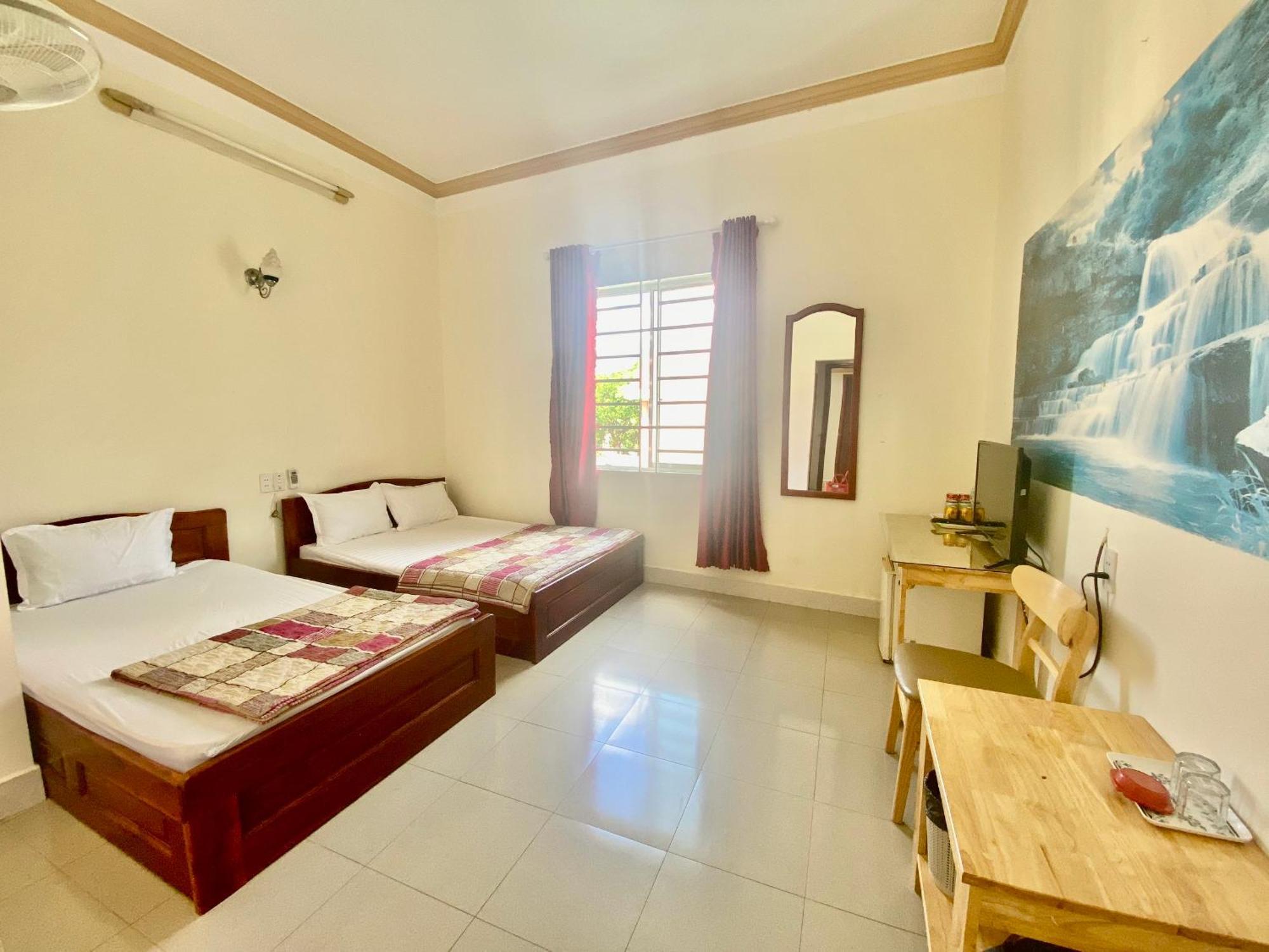 Khach San Ban Me Xanh Hotel Buon Ma Thuot Buitenkant foto